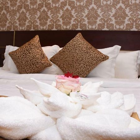 Pearl Palace Hotel Suits 麦地那 外观 照片