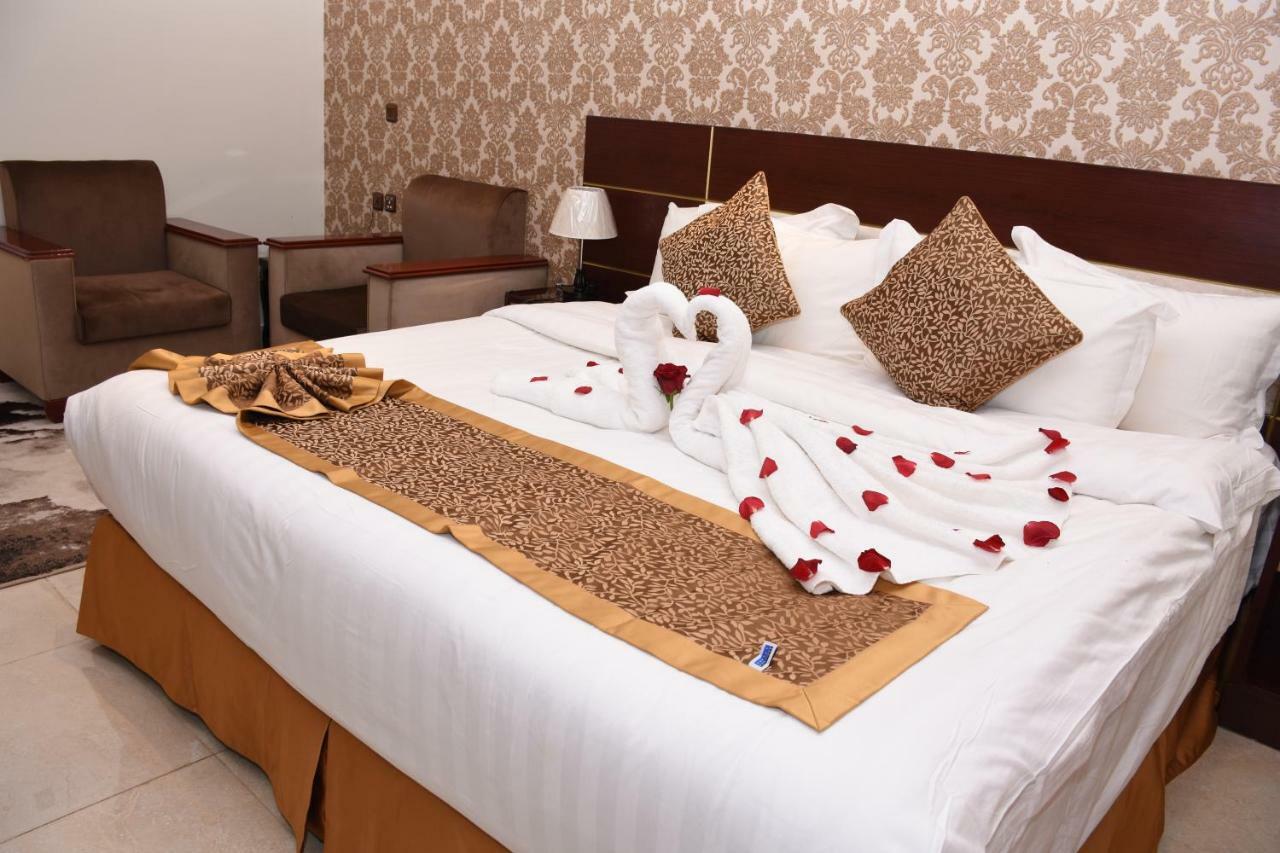 Pearl Palace Hotel Suits 麦地那 外观 照片