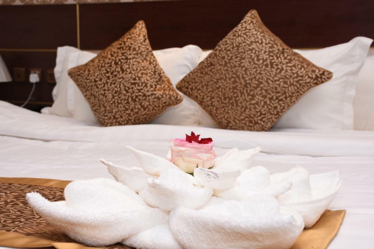 Pearl Palace Hotel Suits 麦地那 外观 照片