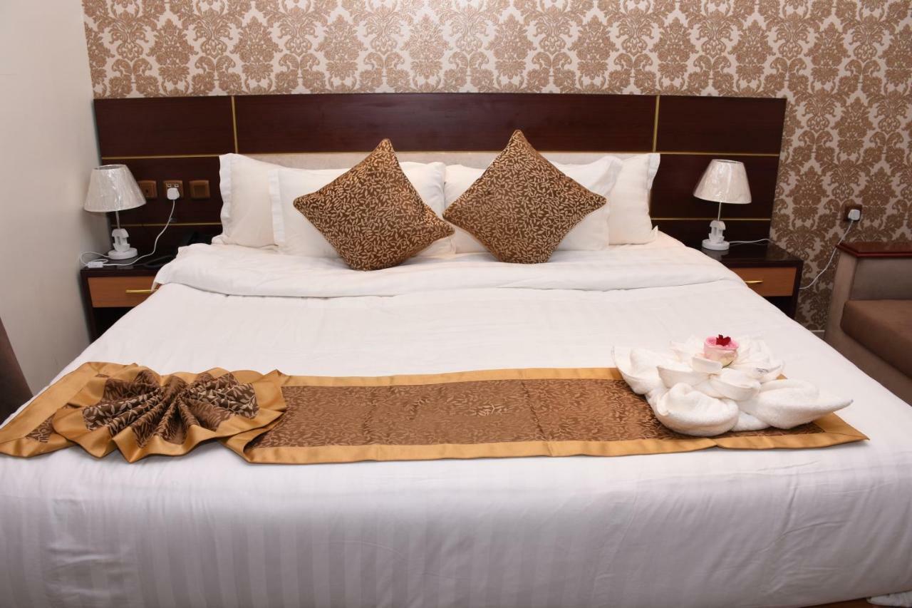 Pearl Palace Hotel Suits 麦地那 外观 照片