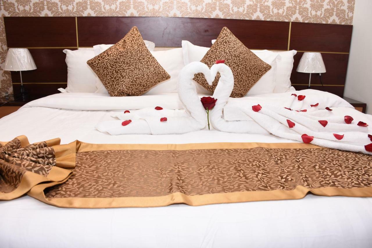 Pearl Palace Hotel Suits 麦地那 外观 照片